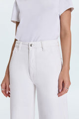 Beau Seamed Crescent Leg - Paper White