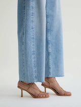Hattie Crop Jean - Gesture