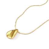 Petal Pendant Medium - Gold