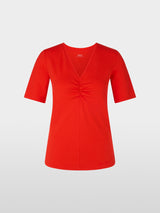 Plain feminine T-shirt with gathering