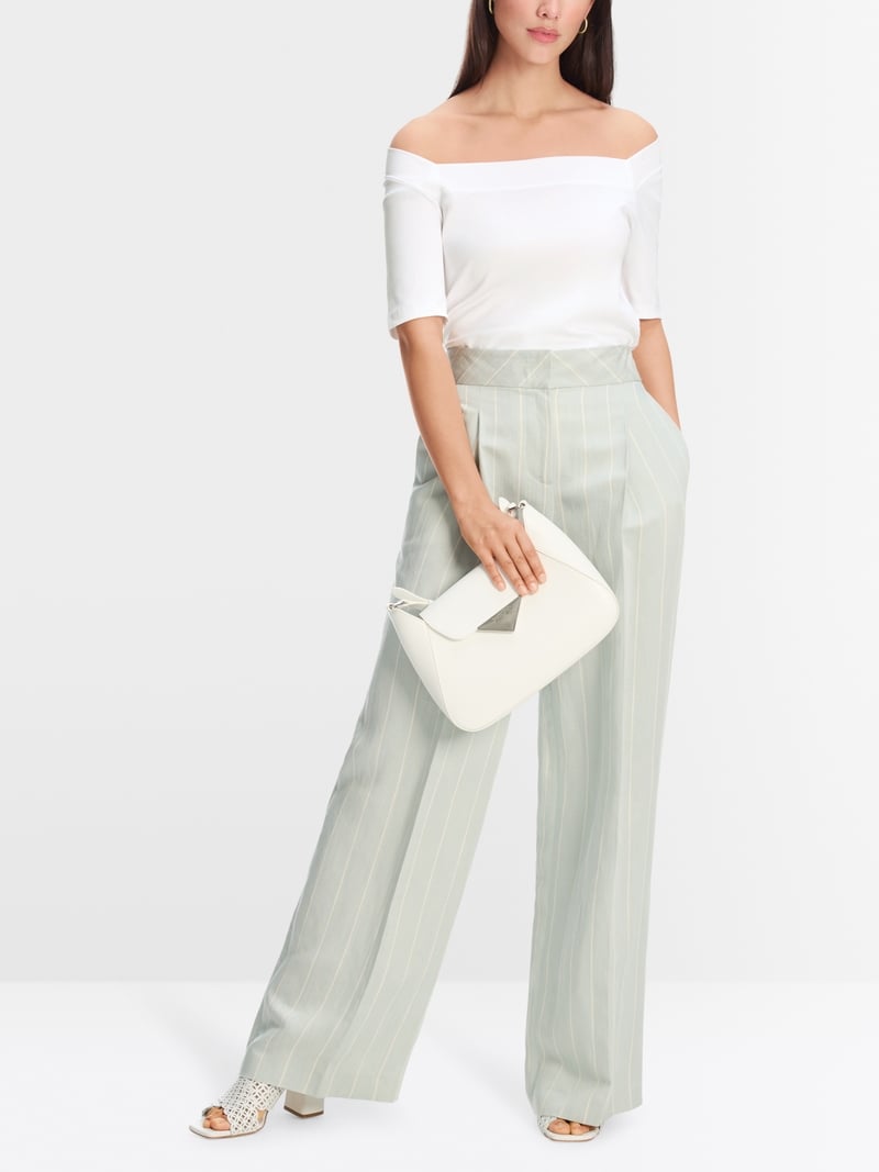 T-shirt with square neckline - White