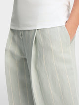 T-shirt with square neckline - White