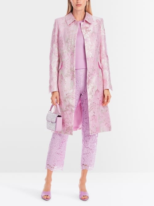 Short and fitted brocade coat