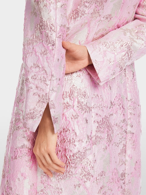 Short and fitted brocade coat